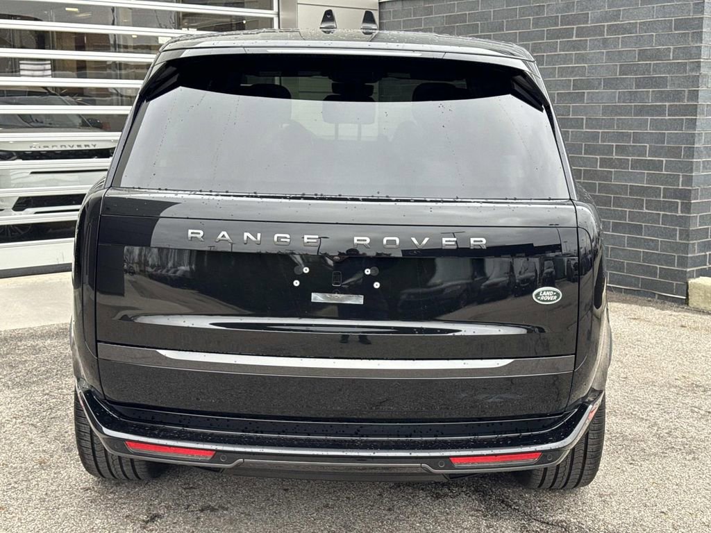 Certified 2023 Land Rover Range Rover SE image 5