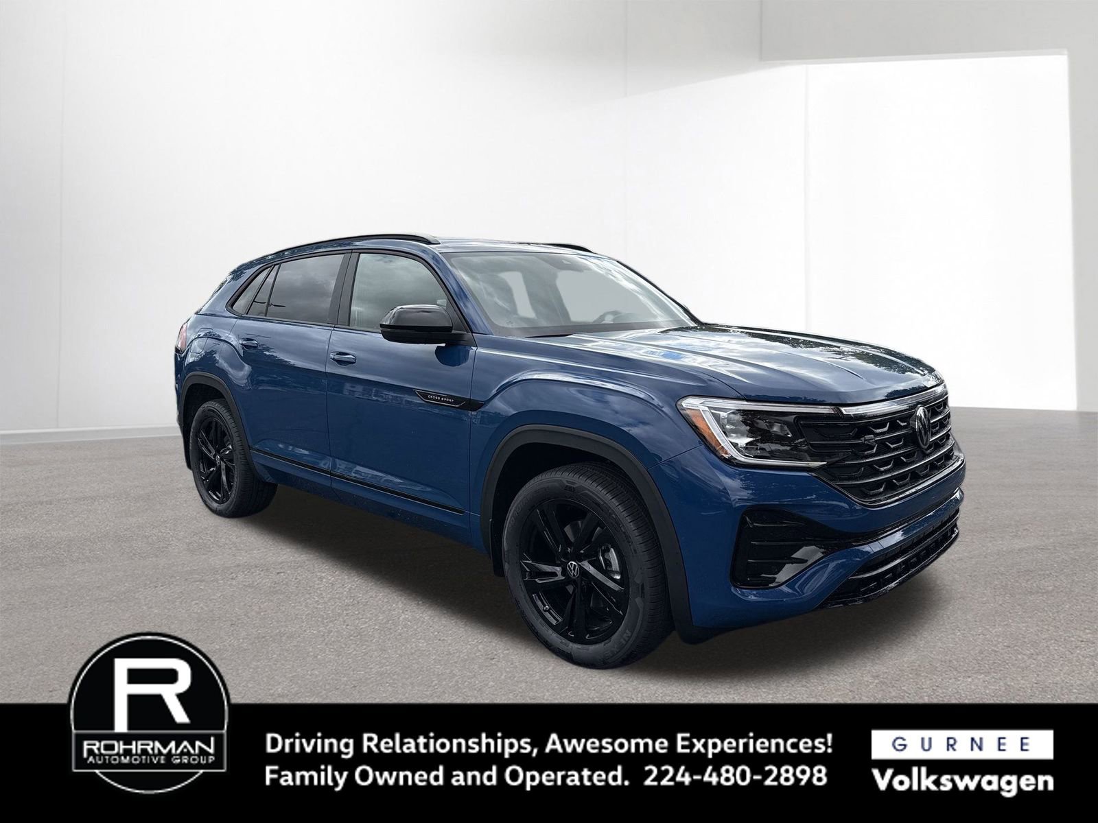 New 2026 Volkswagen Atlas Cross Sport SEL R-Line image 2