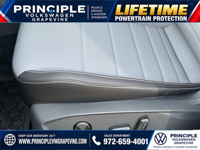 New 2026 Volkswagen Jetta SE FWD image 13