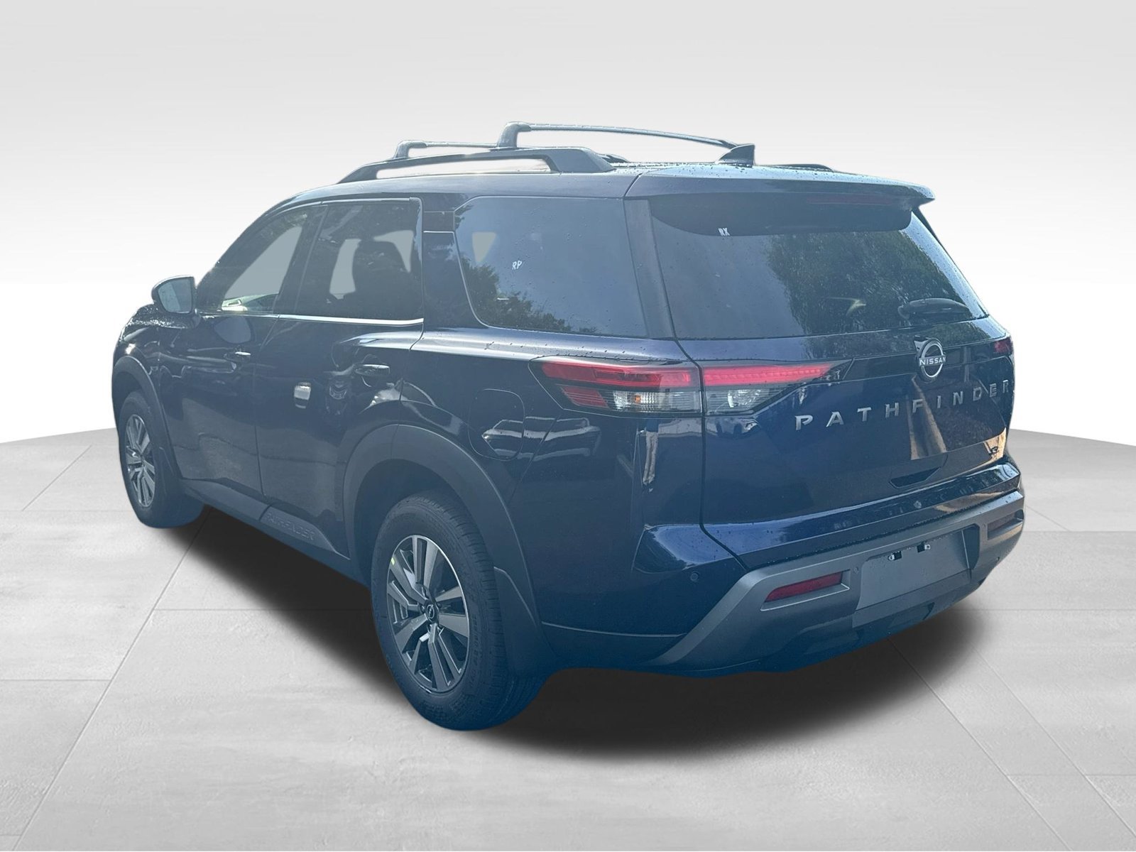 New 2026 Nissan Pathfinder SL FWD image 5