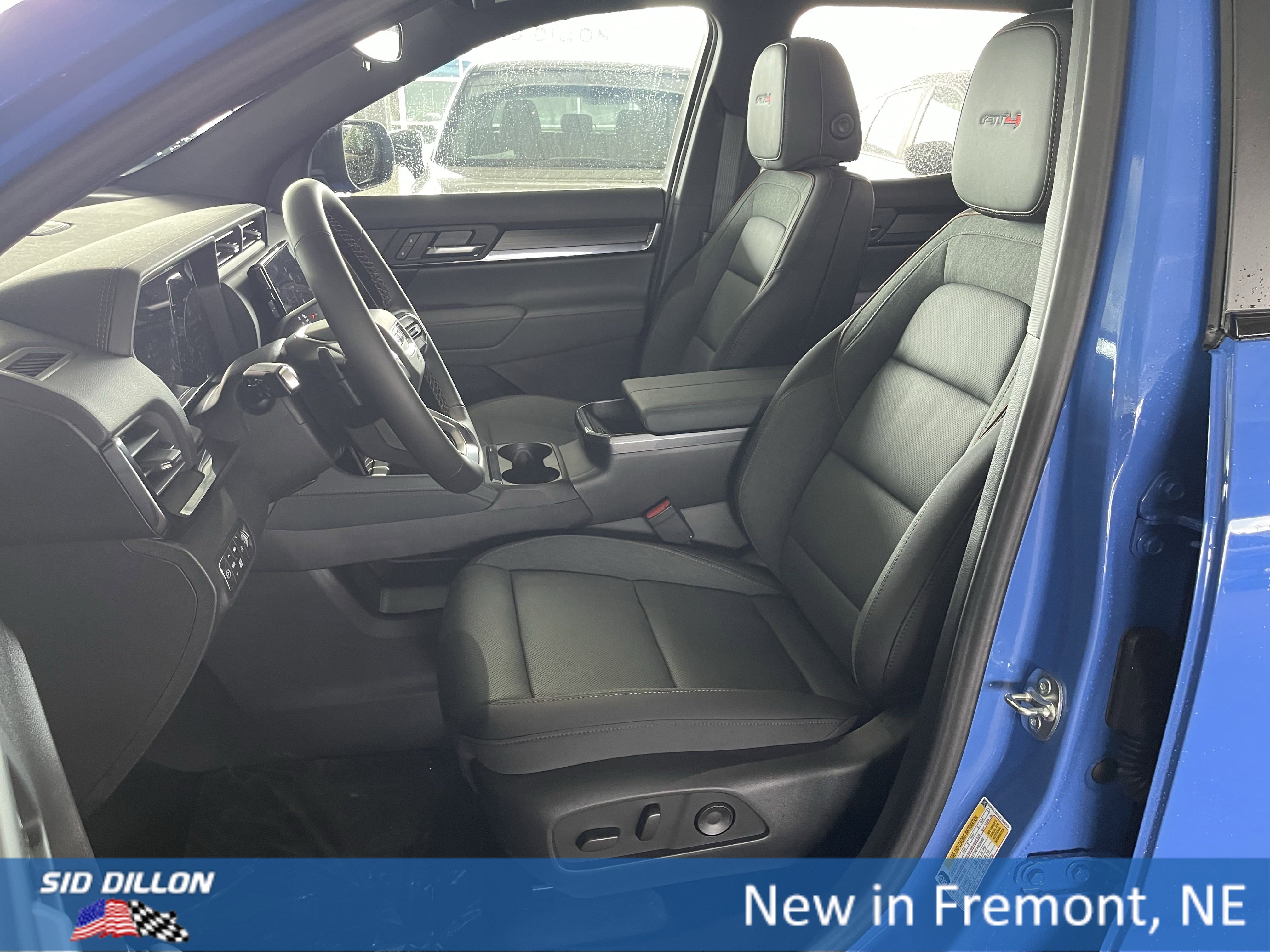 New 2026 GMC Terrain AT4 w/ Convenience Package III image 9