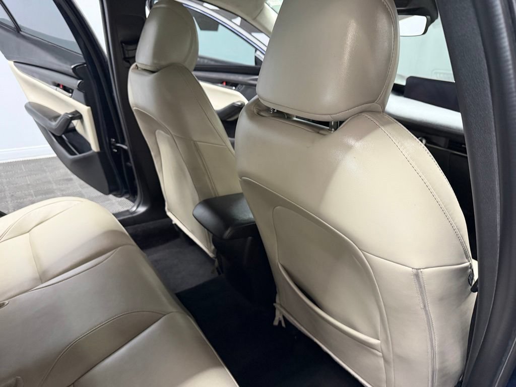 Used 2023 MAZDA MAZDA3 s FWD image 45