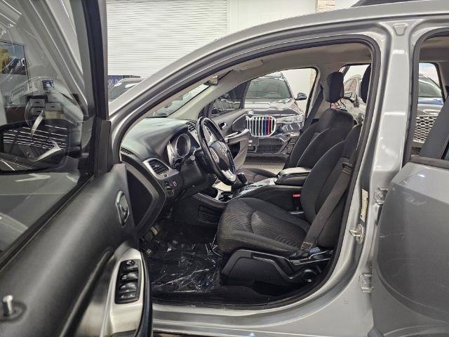 Used 2018 Dodge Journey SE w/ Connectivity Group image 31