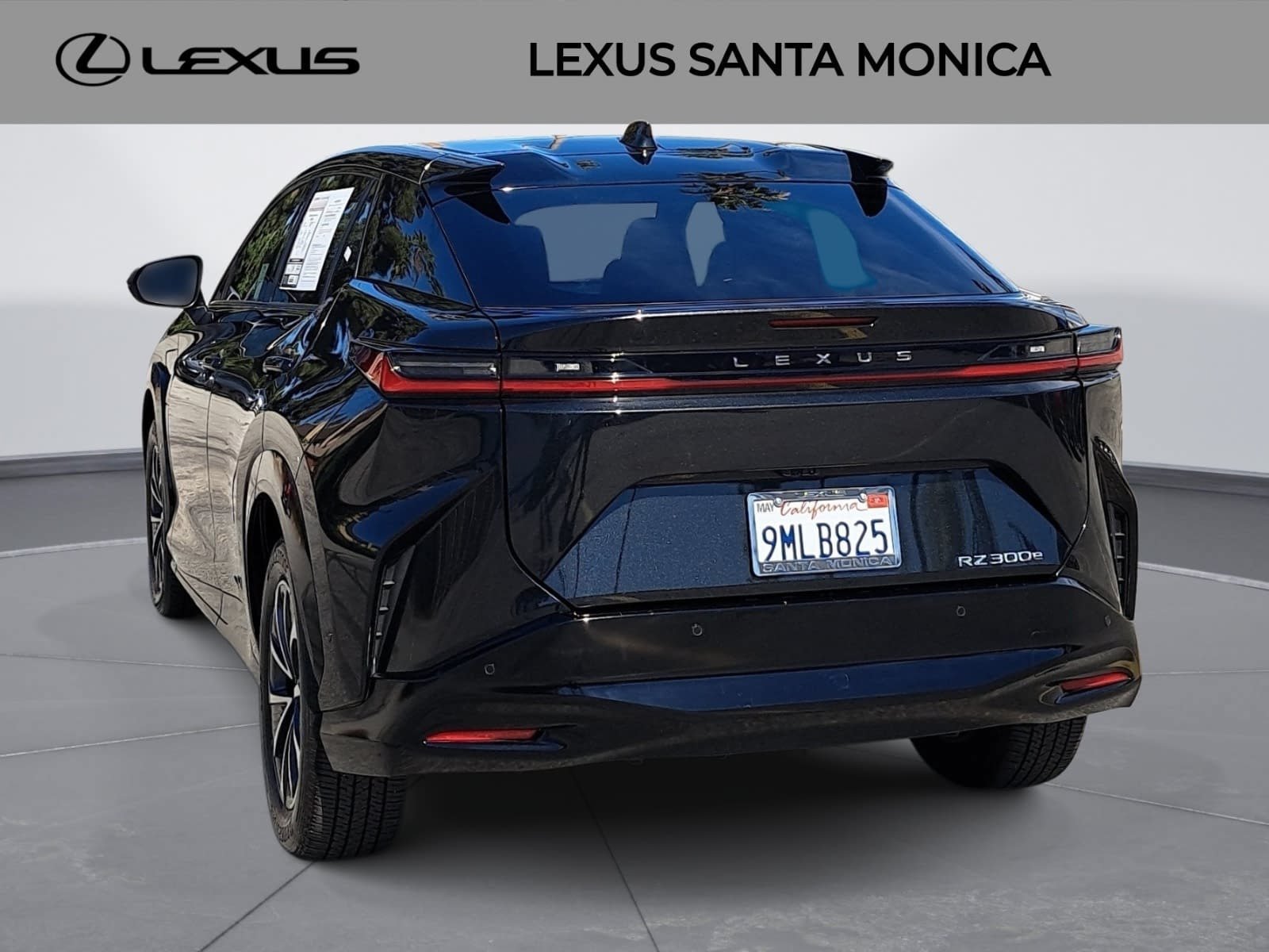 Used 2024 Lexus RZ 300e Premium w/ Technology Package FWD image 7