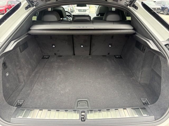 Used 2026 BMW X6 xDrive40i w/ Climate Comfort Package image 14