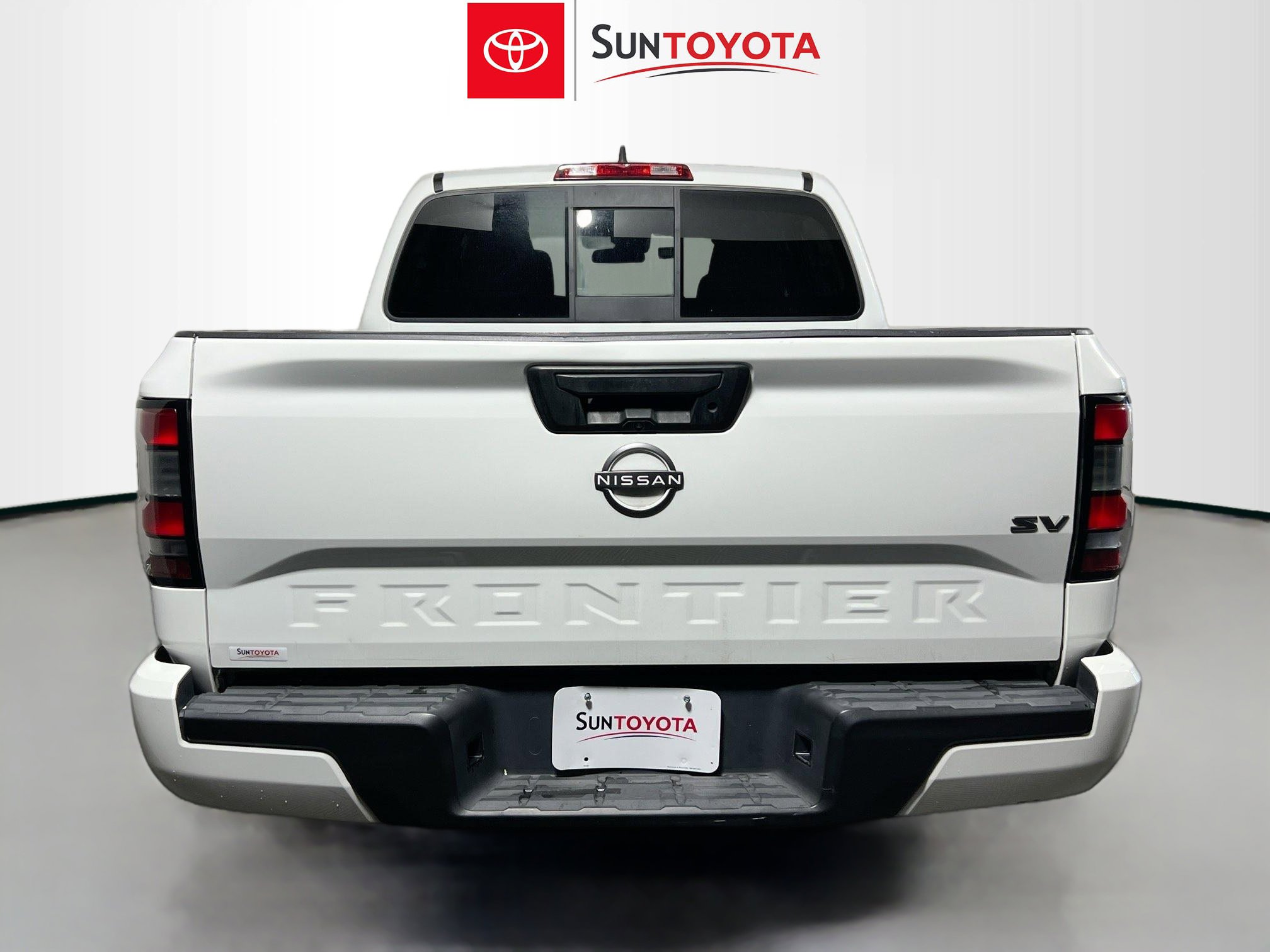 Used 2022 Nissan Frontier SV image 5