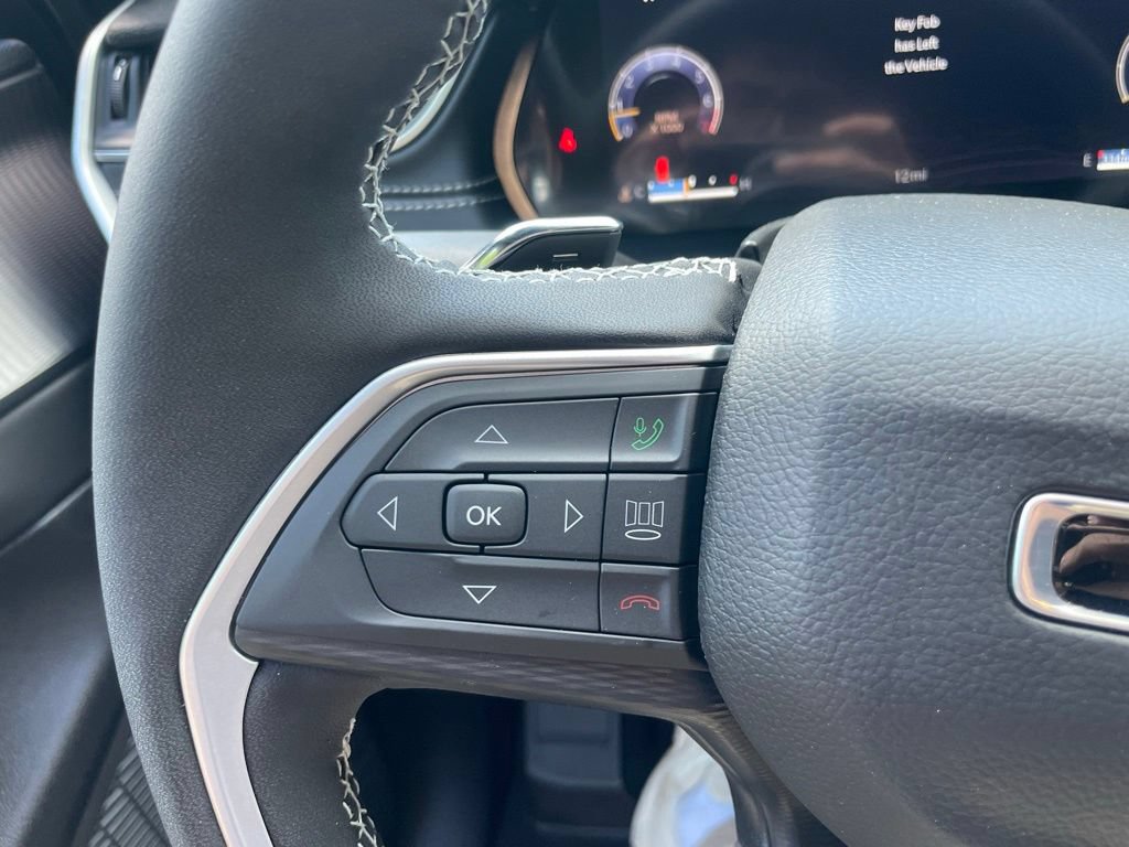 New 2026 Jeep Grand Cherokee Laredo X AWD/4WD image 15