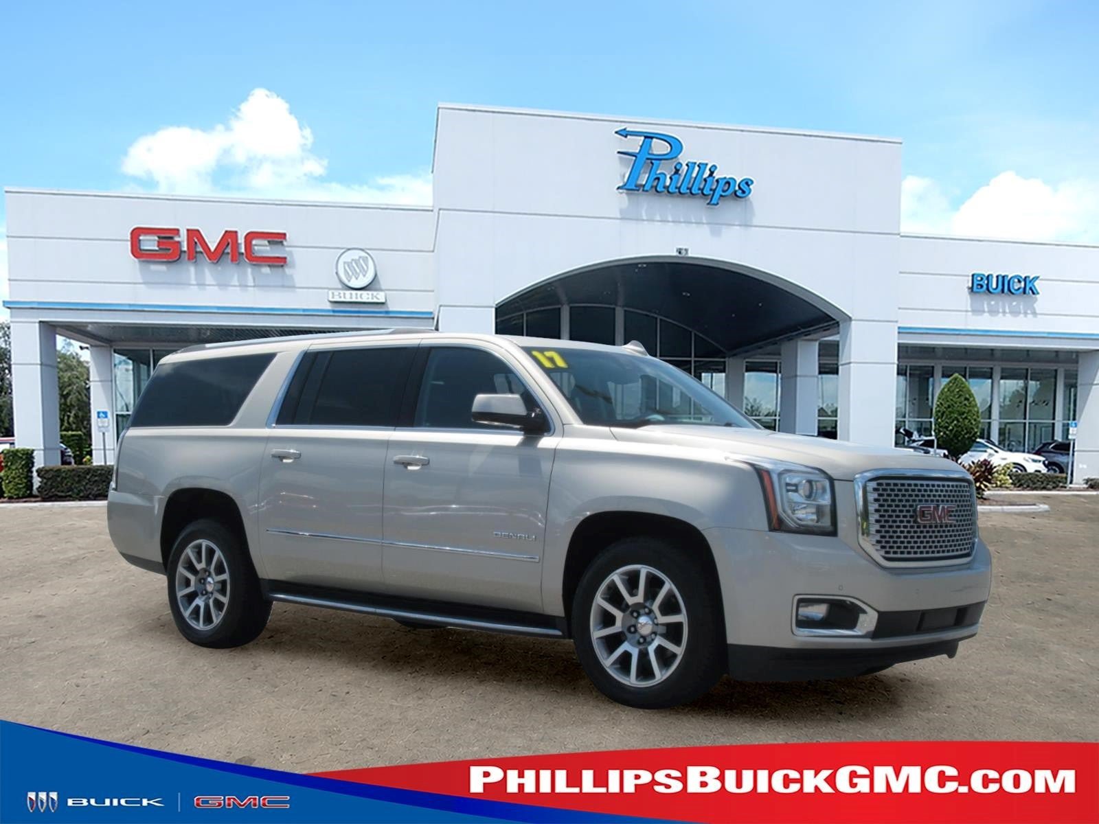 Used 2017 GMC Yukon XL Denali RWD video 1