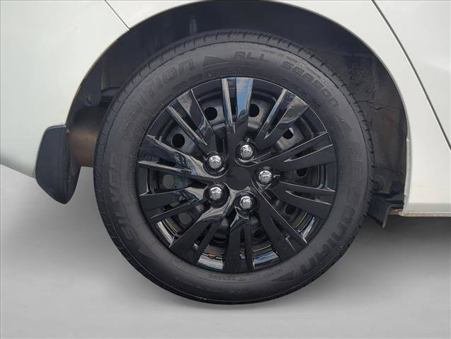 Used 2016 Honda Fit LX image 8