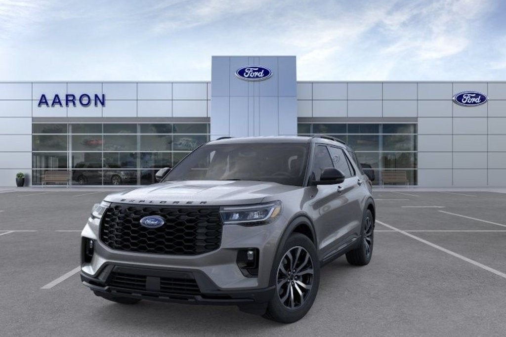 Used 2025 Ford Explorer ST-Line w/ Premium Package RWD image 28