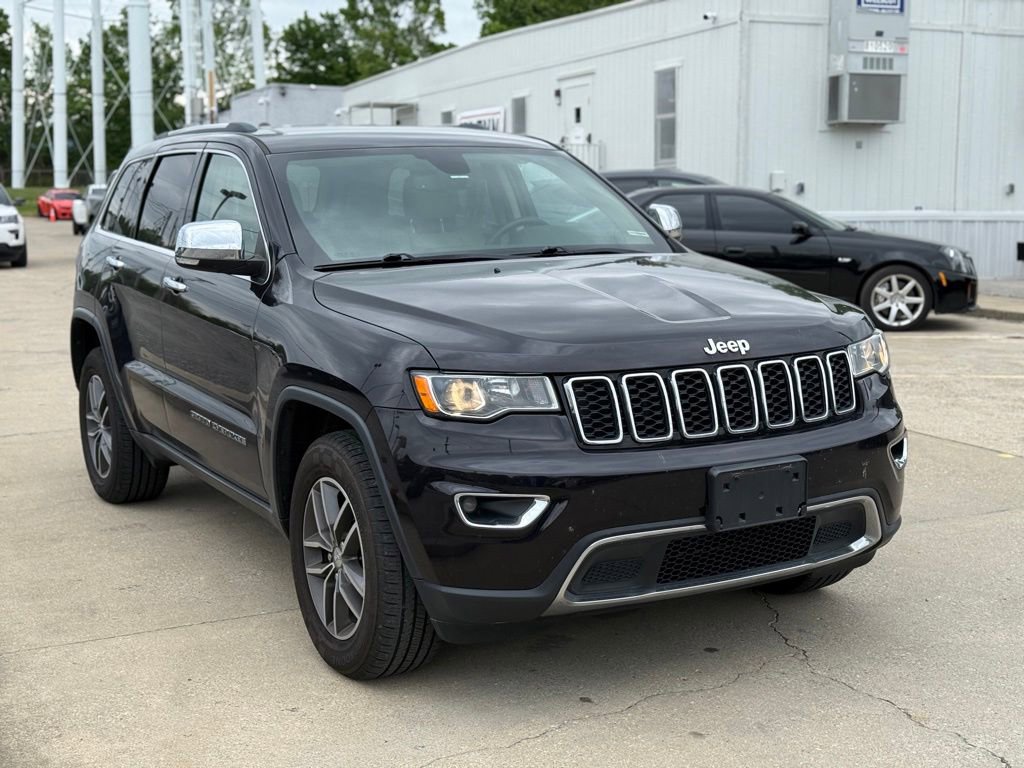 Used 2018 Jeep Grand Cherokee Limited AWD/4WD image 4