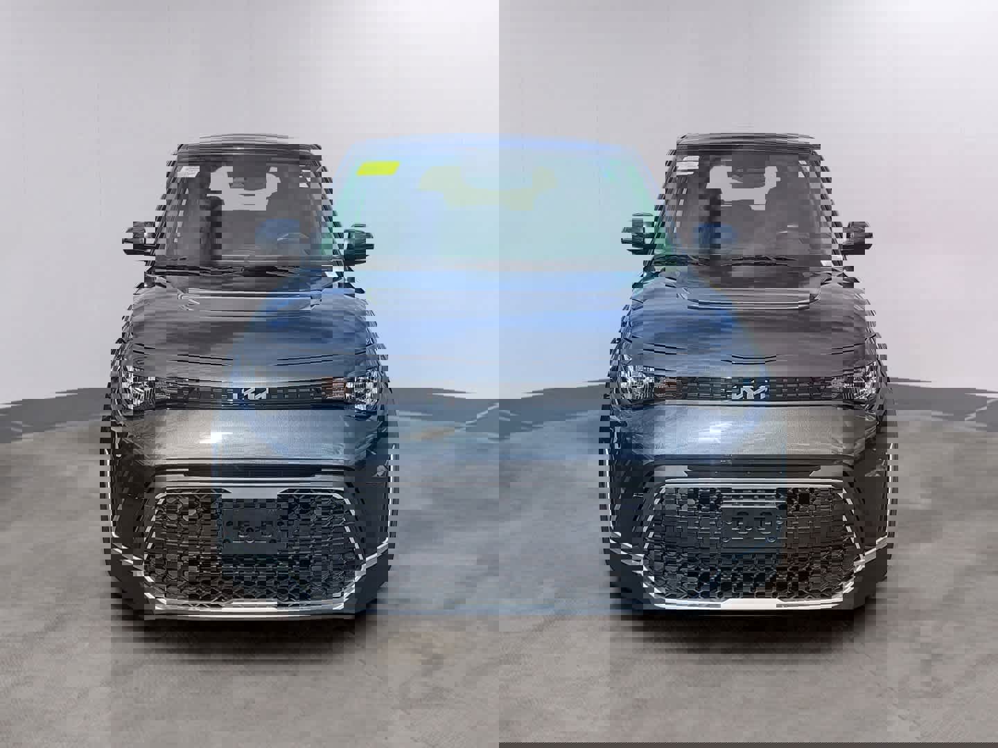 Used 2023 Kia Soul S image 2