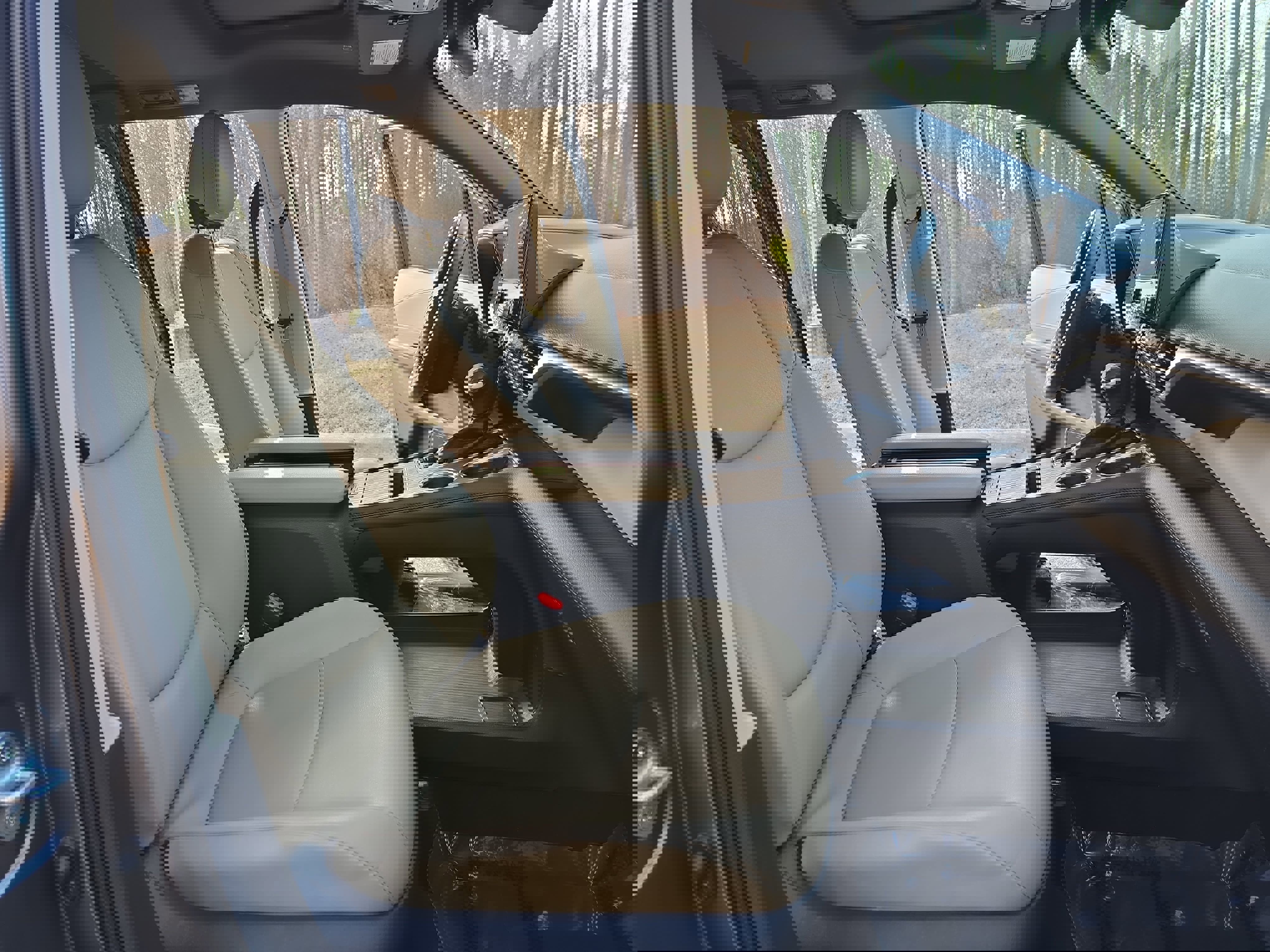 Used 2021 Toyota Sienna XLE image 10