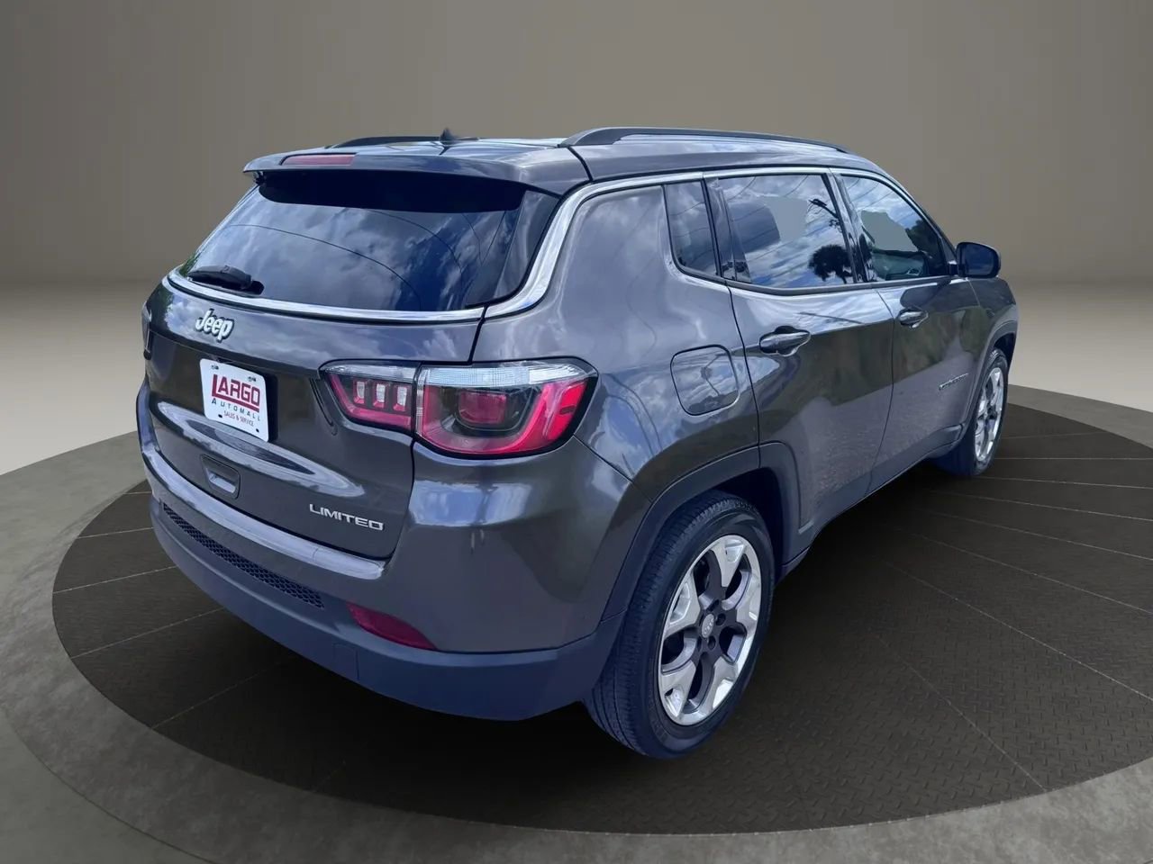 Used 2020 Jeep Compass Limited FWD image 5