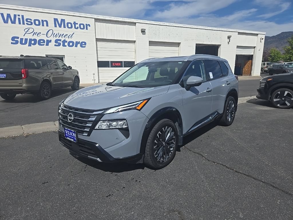 Used 2024 Nissan Rogue Platinum w/ Platinum Premium Package AWD/4WD image 1