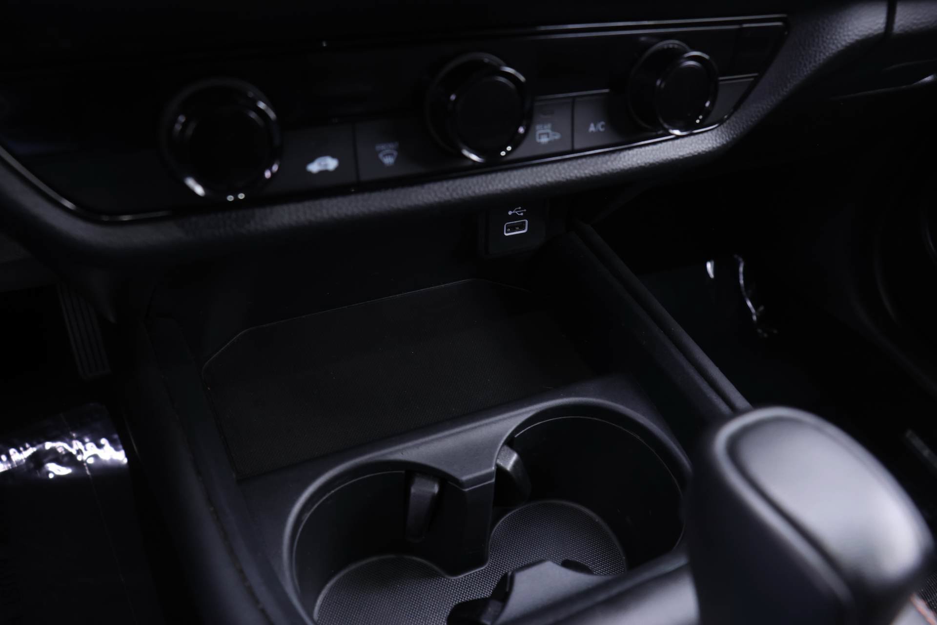 Certified 2025 Honda HR-V Sport image 9
