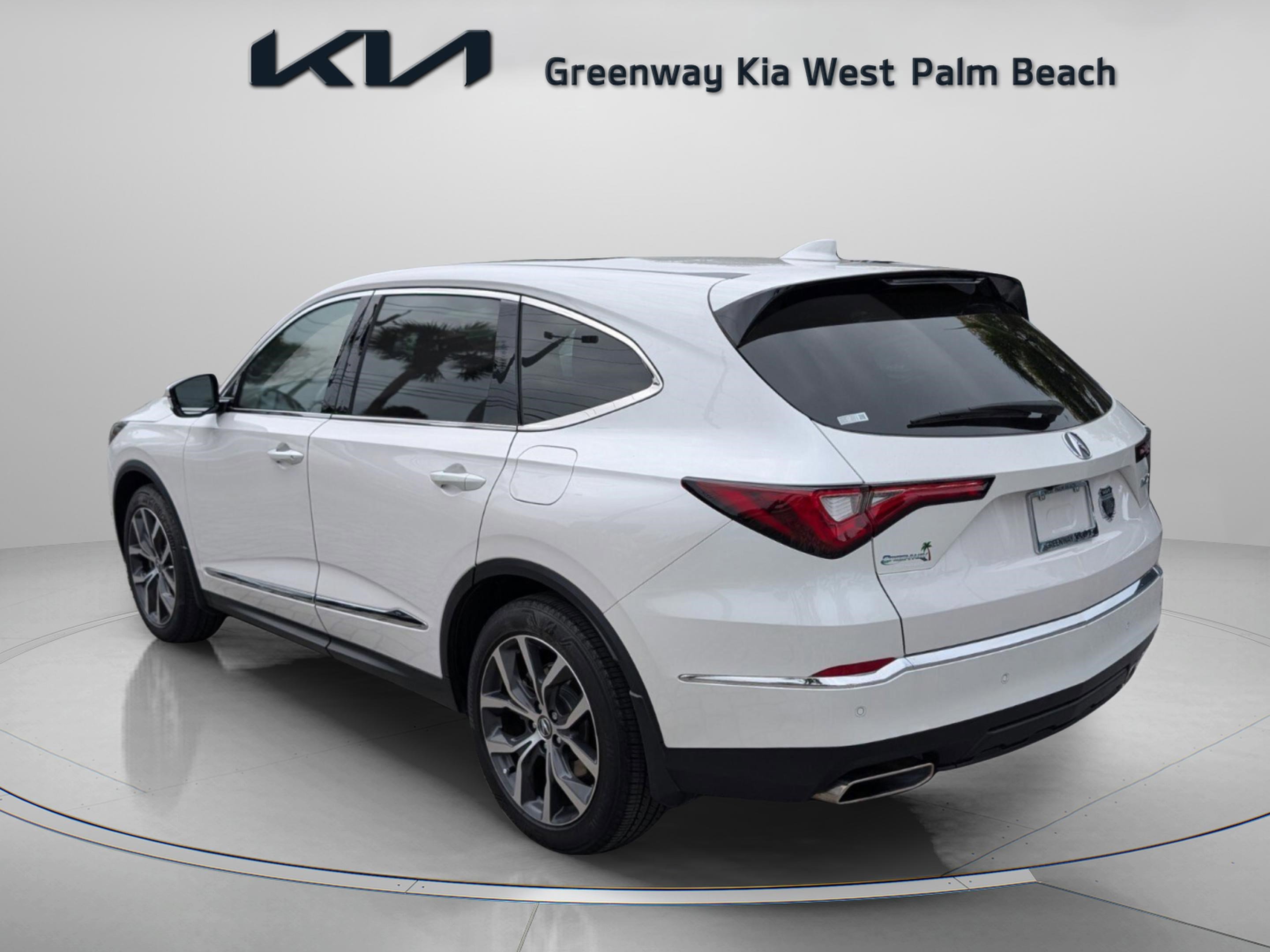 Used 2024 Acura MDX FWD w/ Technology Package image 5