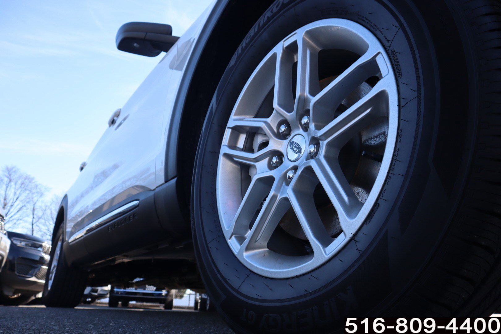 Used 2025 Ford Explorer Active image 9