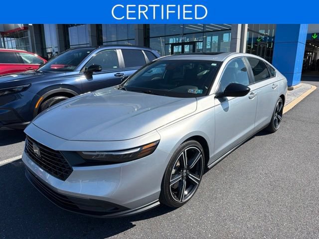 Used 2025 Honda Accord Sport image 3
