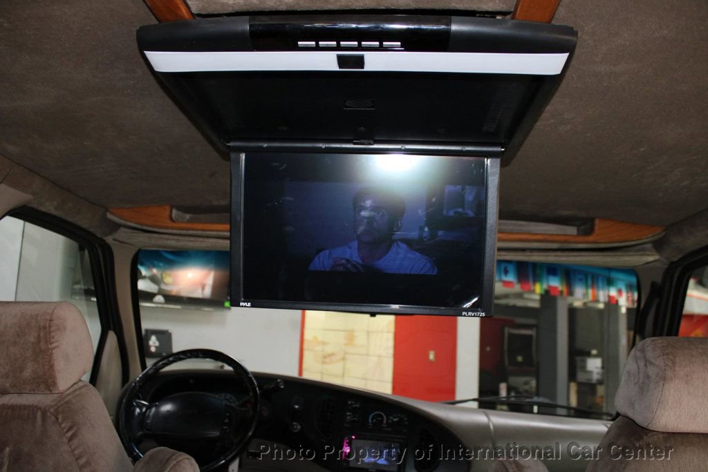 Used 2000 Ford E-150 and Econoline 150 image 21