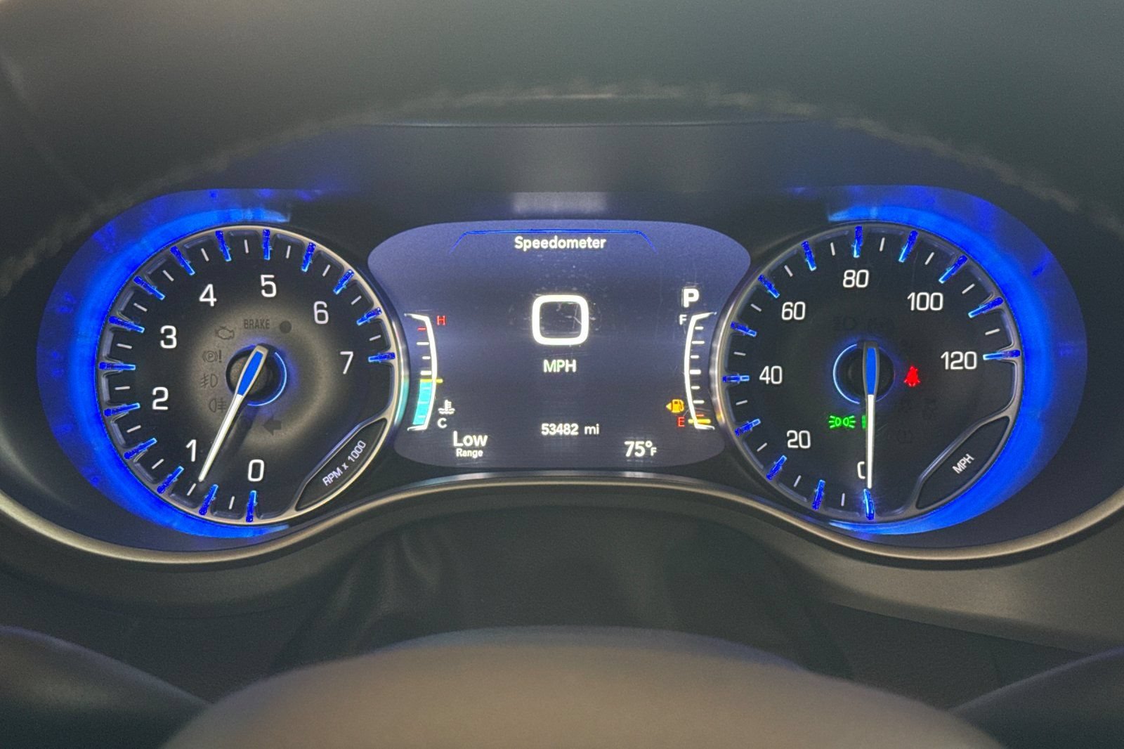 Used 2023 Chrysler Pacifica Touring-L FWD image 34