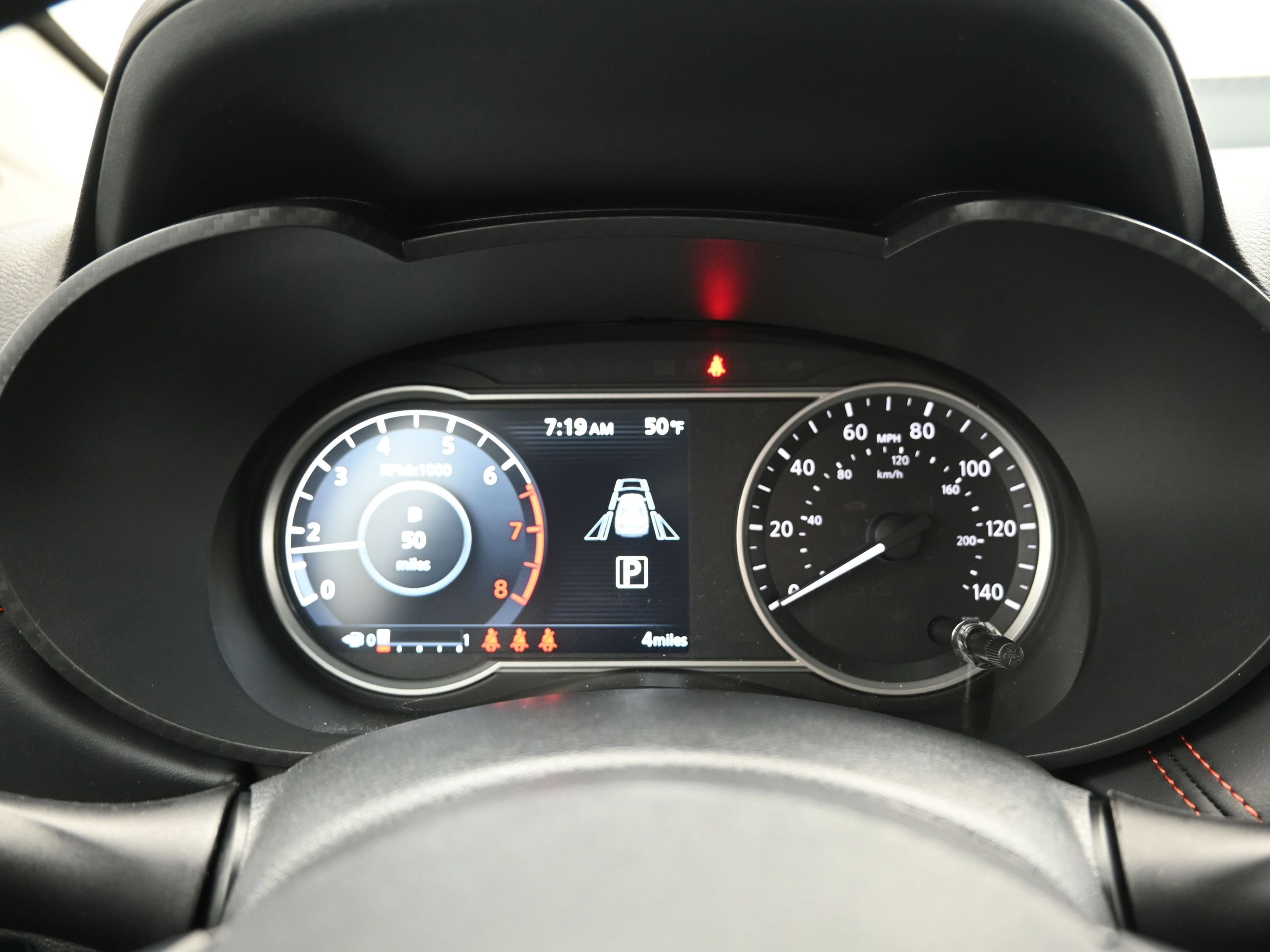 New 2025 Nissan Versa SR image 13