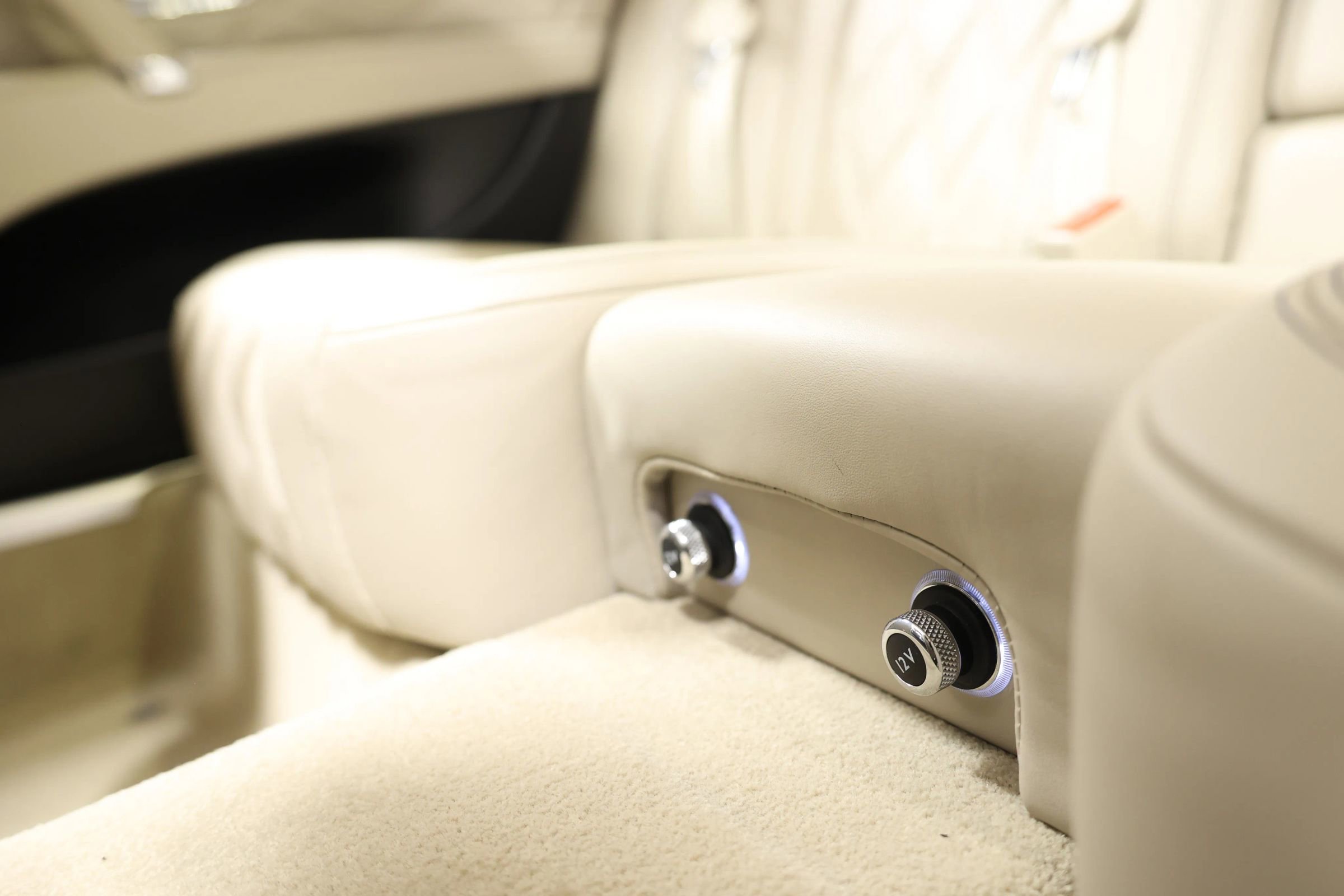 Used 2014 Bentley Flying Spur W12 AWD/4WD image 62