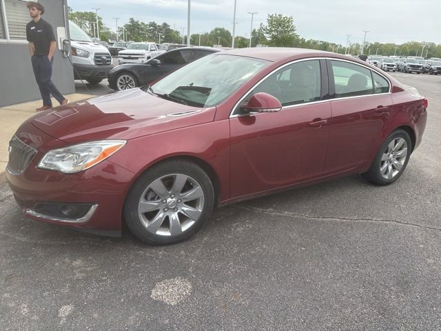 Used 2016 Buick Regal FWD image 2