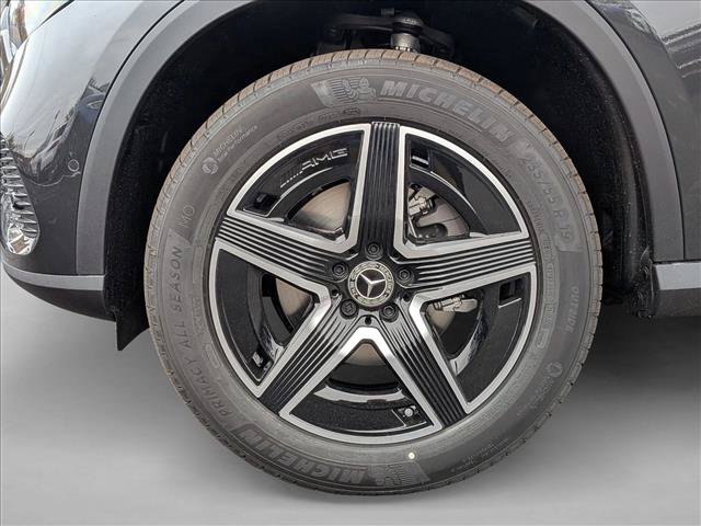 Used 2026 Mercedes-Benz GLC 300 4MATIC image 9