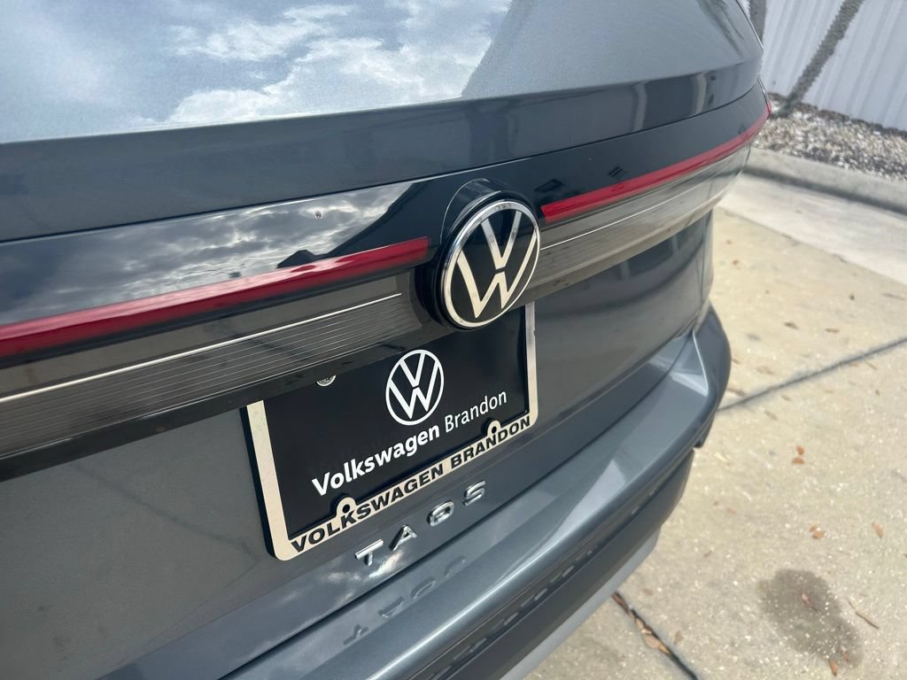 New 2026 Volkswagen Taos S FWD image 30
