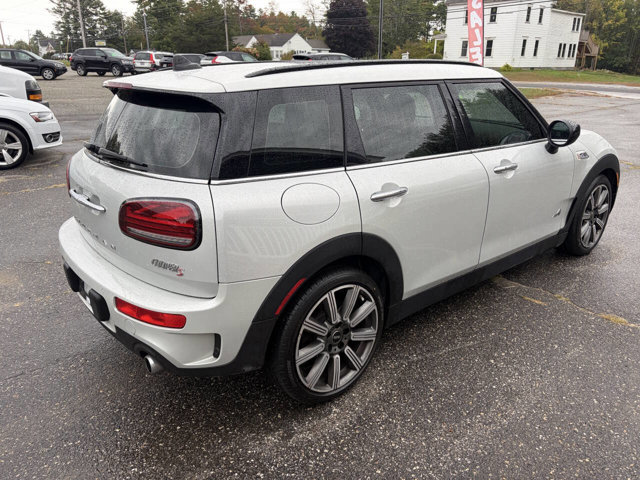 Used 2021 MINI Cooper Clubman S image 9