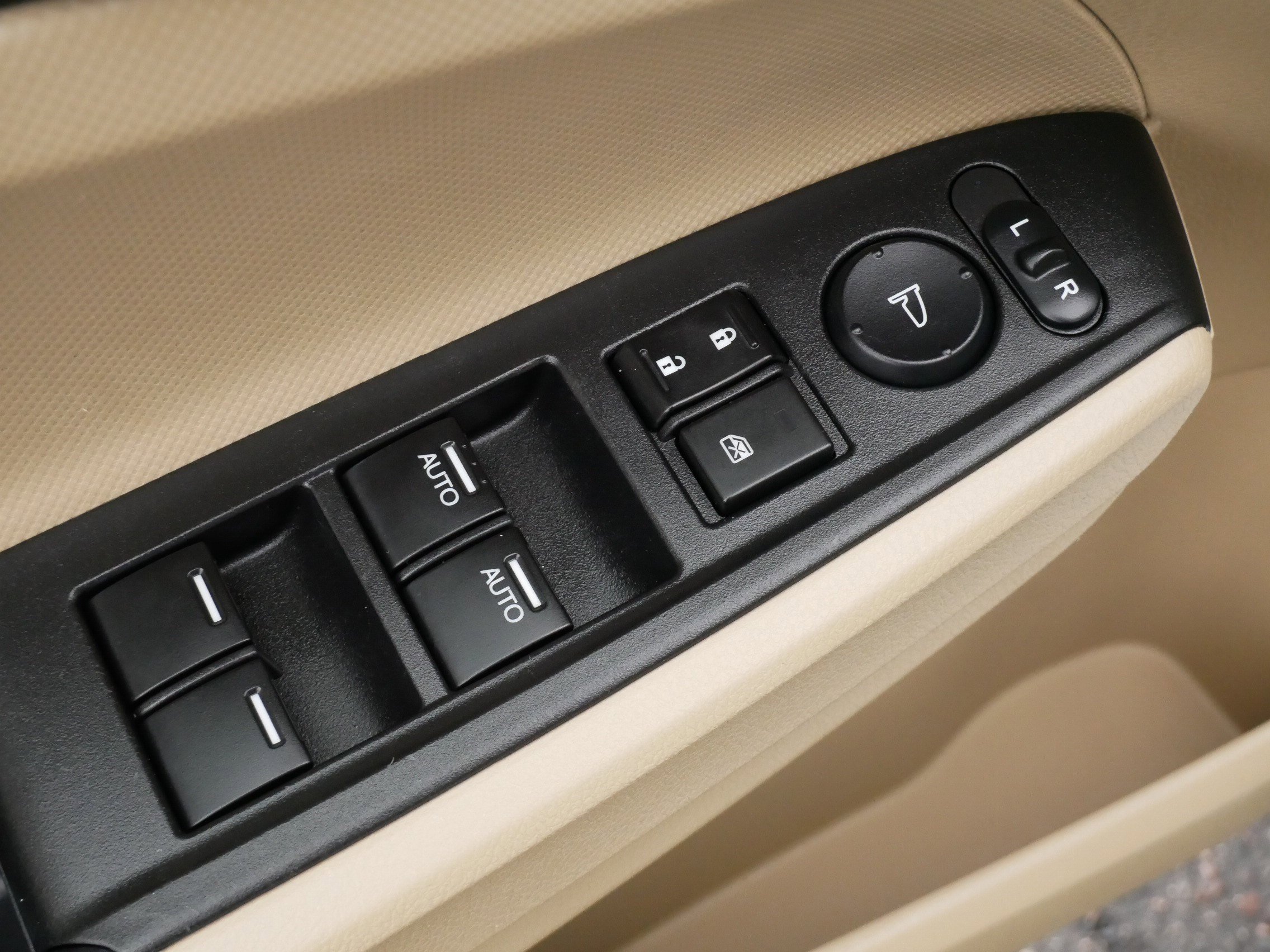 Used 2012 Honda Accord SE image 19