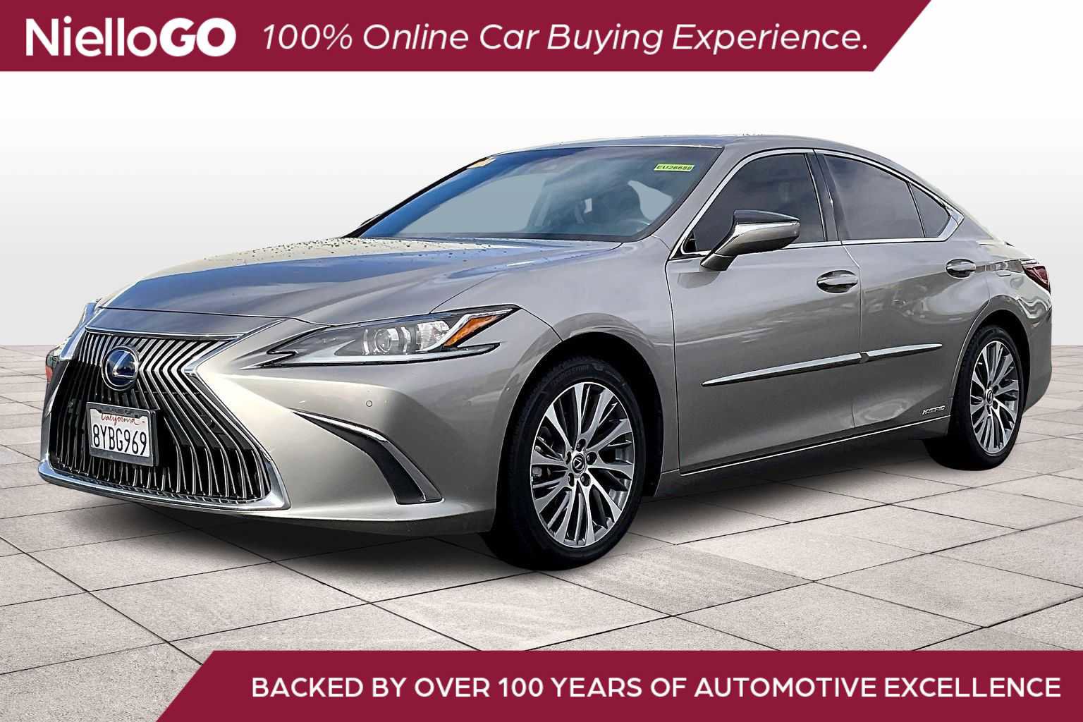 Used 2021 Lexus ES 300h w/ Premium Package