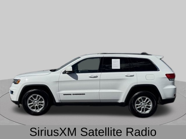 Certified 2018 Jeep Grand Cherokee Laredo AWD/4WD image 3