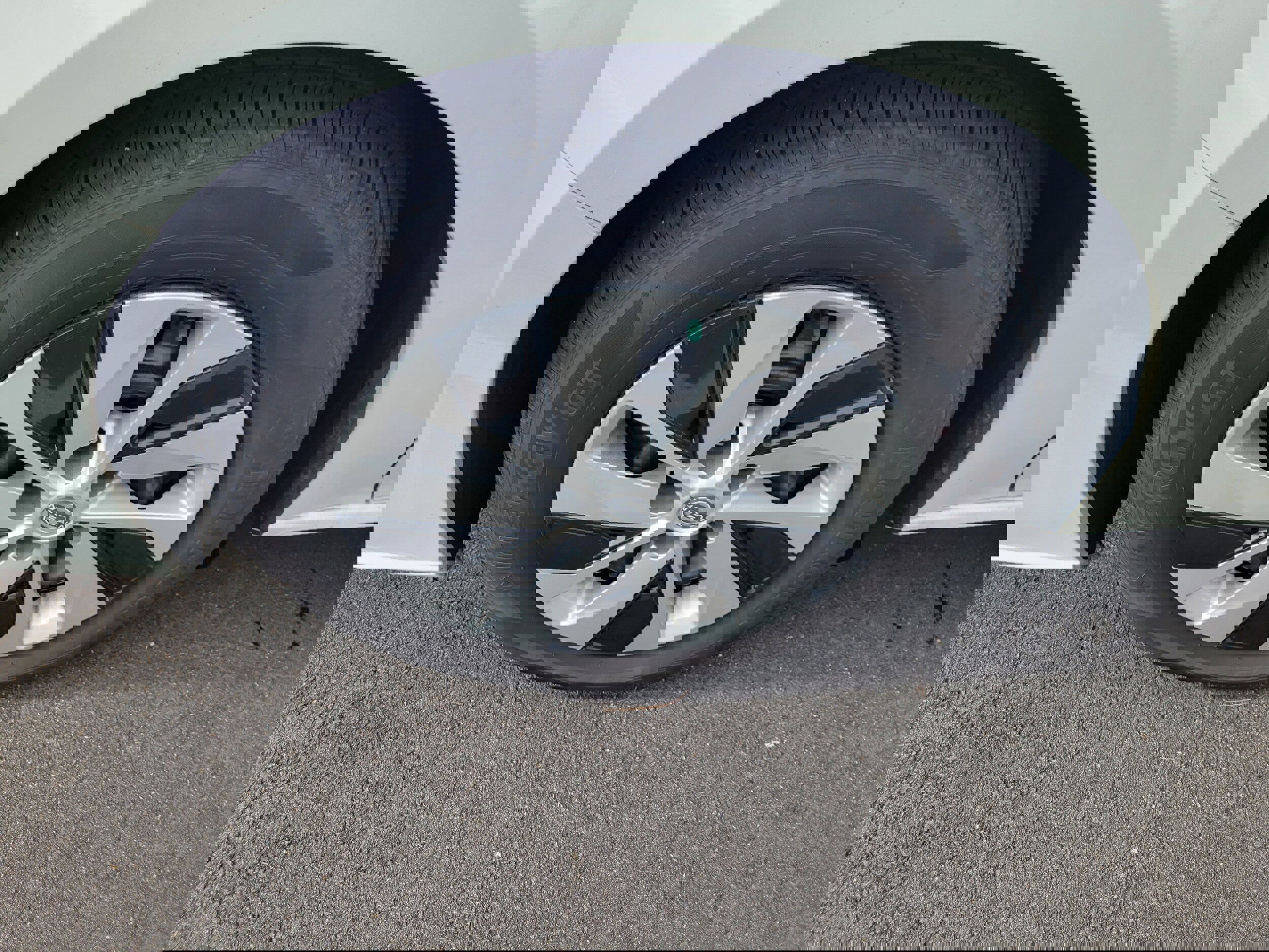 Used 2025 Nissan Altima 2.5 S image 10