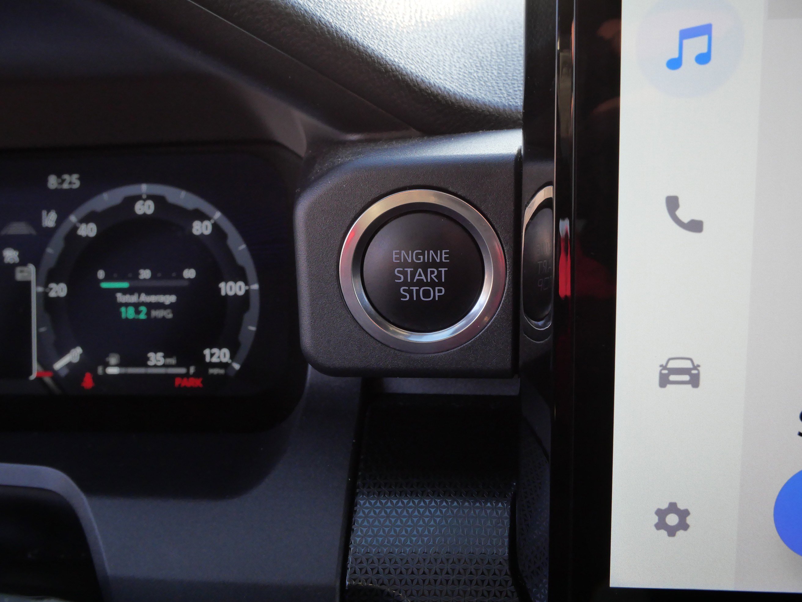 Used 2025 Toyota 4Runner Limited image 34