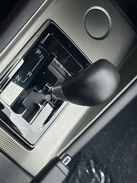 Used 2018 Mitsubishi Outlander Sport FWD image 17