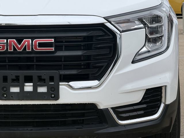 Used 2024 GMC Terrain SLE AWD/4WD image 9