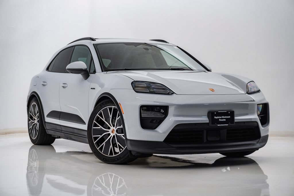 Certified 2025 Porsche Macan 4 Electric AWD/4WD image 8