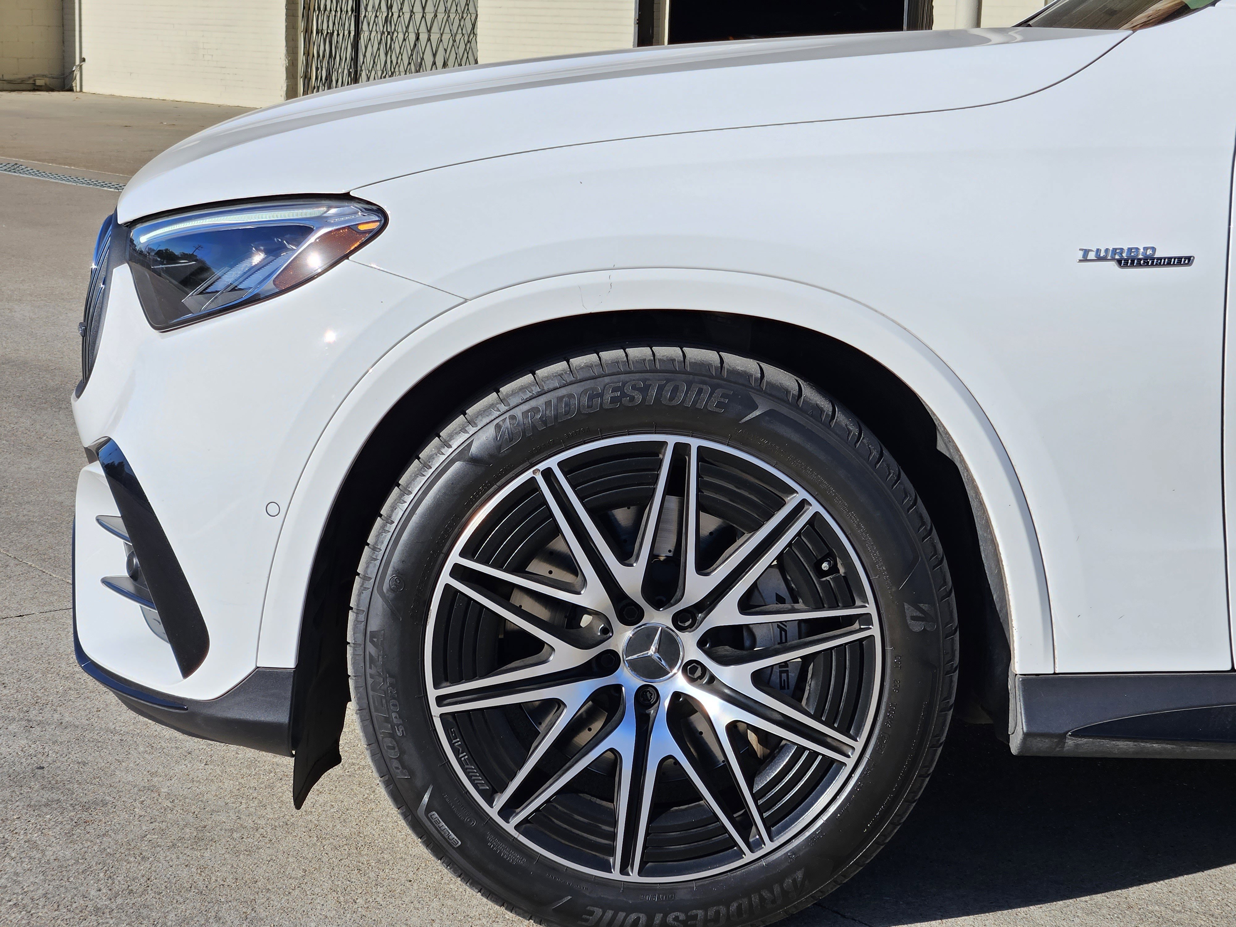 Used 2025 Mercedes-Benz GLC 43 AMG 4MATIC image 10