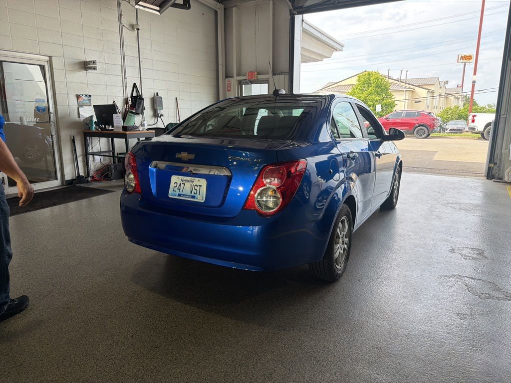 Used 2016 Chevrolet Sonic LT FWD image 3