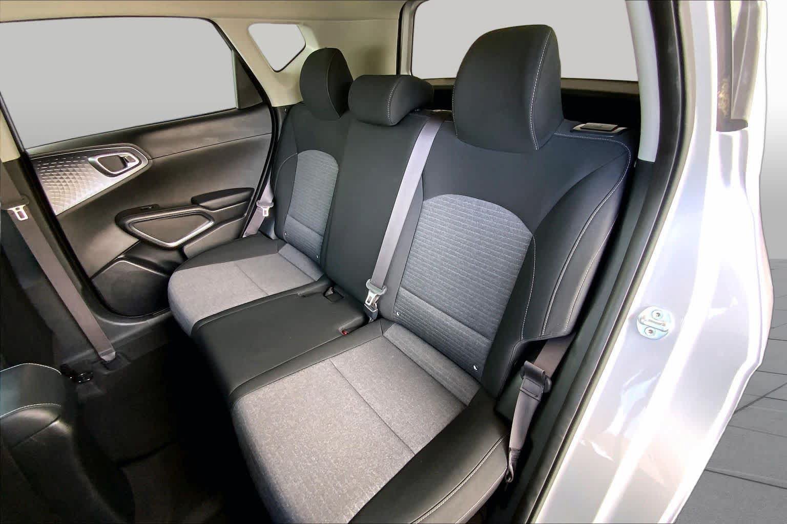 Used 2020 Kia Soul S FWD image 21