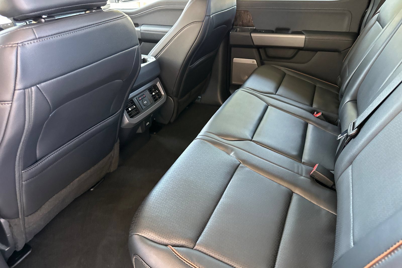 New 2026 Ford F450 Lariat w/ Lariat Premium Package AWD/4WD image 12