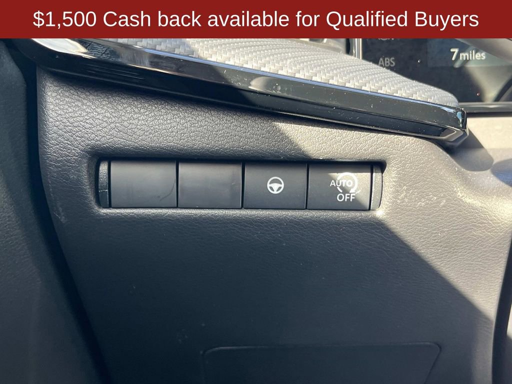 New 2026 Nissan Kicks SR w/ Cold Weather Package image 30