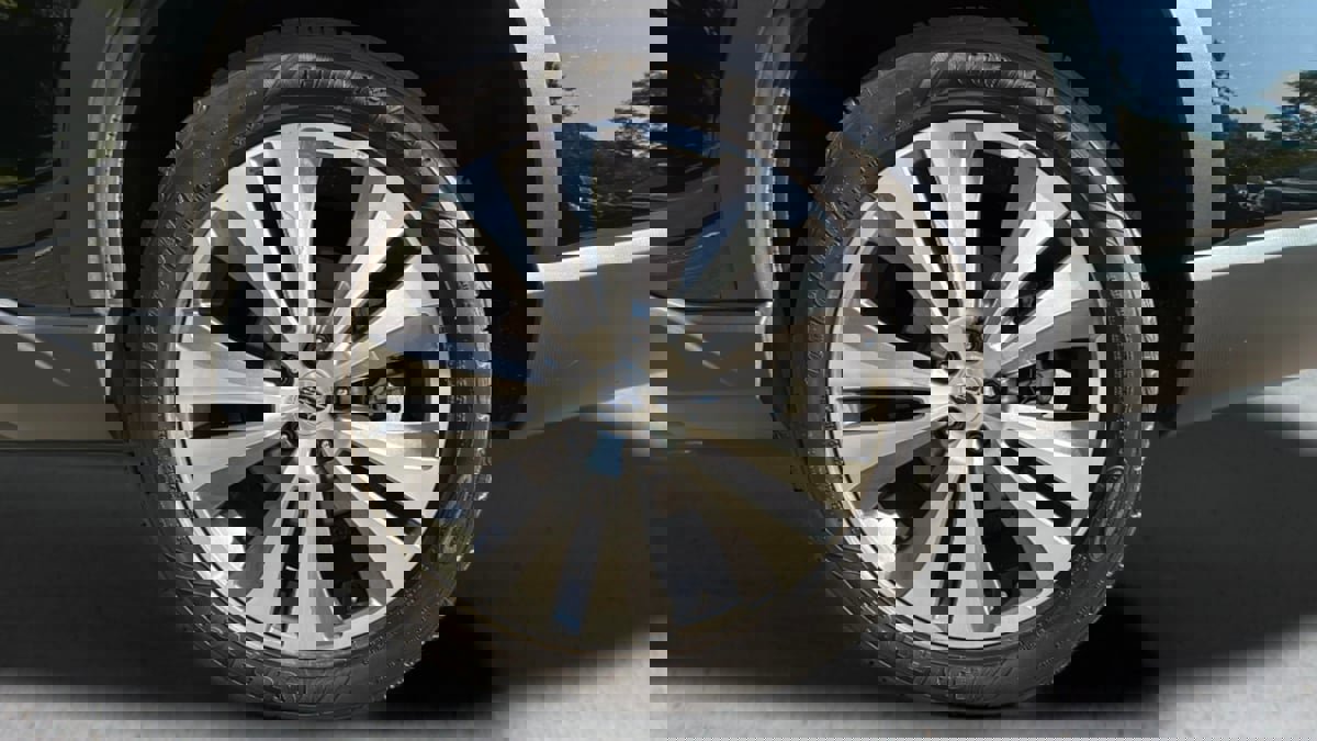 Used 2022 Subaru Ascent Limited image 26