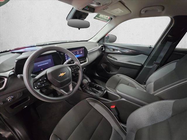 Used 2024 Chevrolet TrailBlazer LT w/ Driver Confidence Package AWD/4WD image 10