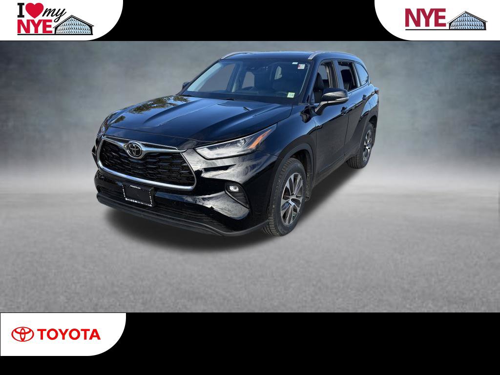 Used 2023 Toyota Highlander XLE