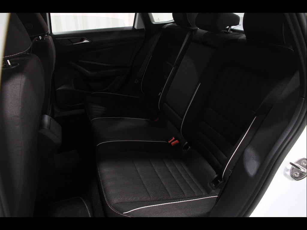 Used 2024 Volkswagen Jetta Sport FWD image 18
