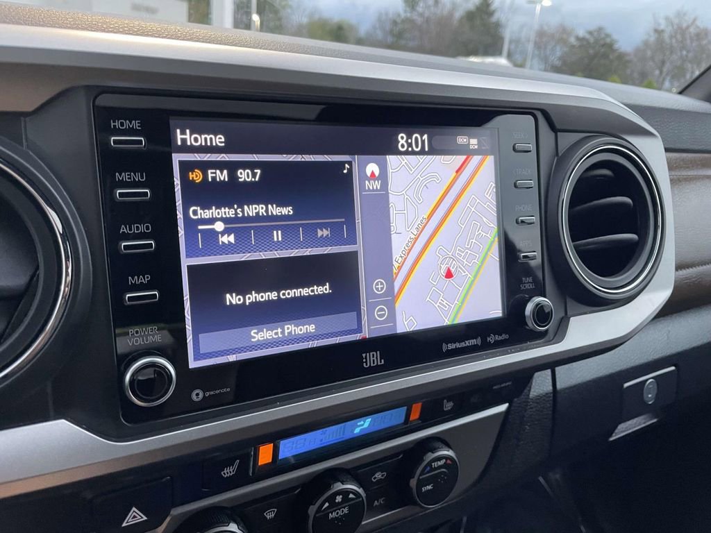 Used 2023 Toyota Tacoma Limited image 39