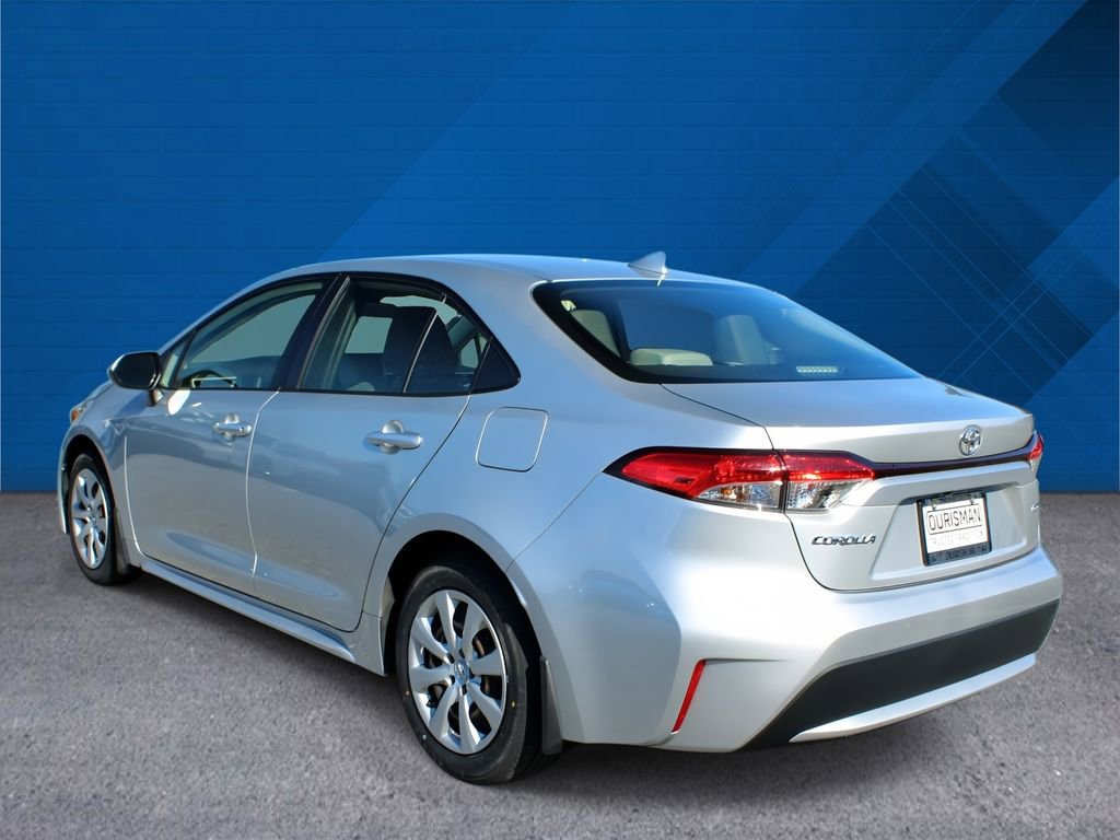 Used 2022 Toyota Corolla LE image 9